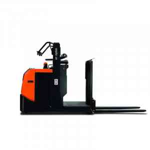 Komisioni viličar s platformom BT Optio L OSE100